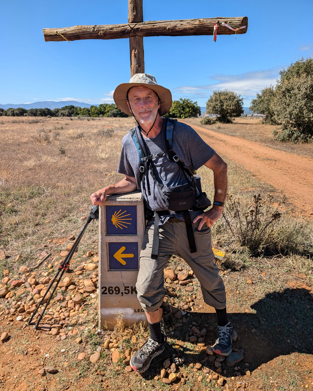 Greg gik Caminoen (779 km) med sin dropfod